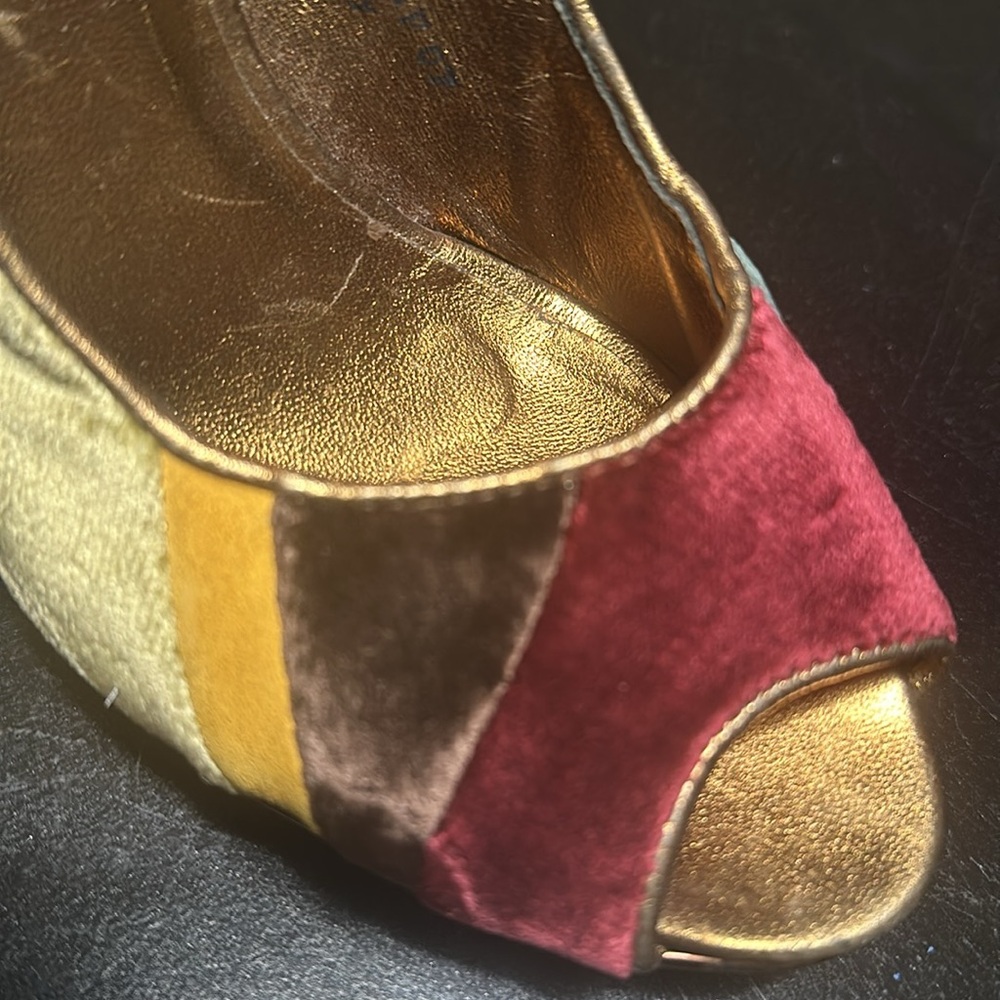 Velvet patch, coach peep toe high heels - Picture 8 of 12